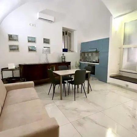 別荘 Palazzo Foglia ナポリ